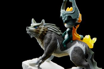 images/products/amiibo_ztp_wolf_link/__gallery/nvl_ak_imge01_7_r_ad.jpg